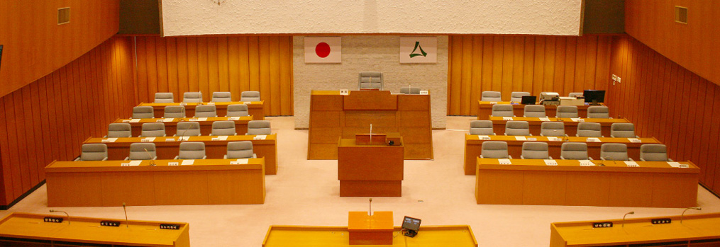箕面市議会場